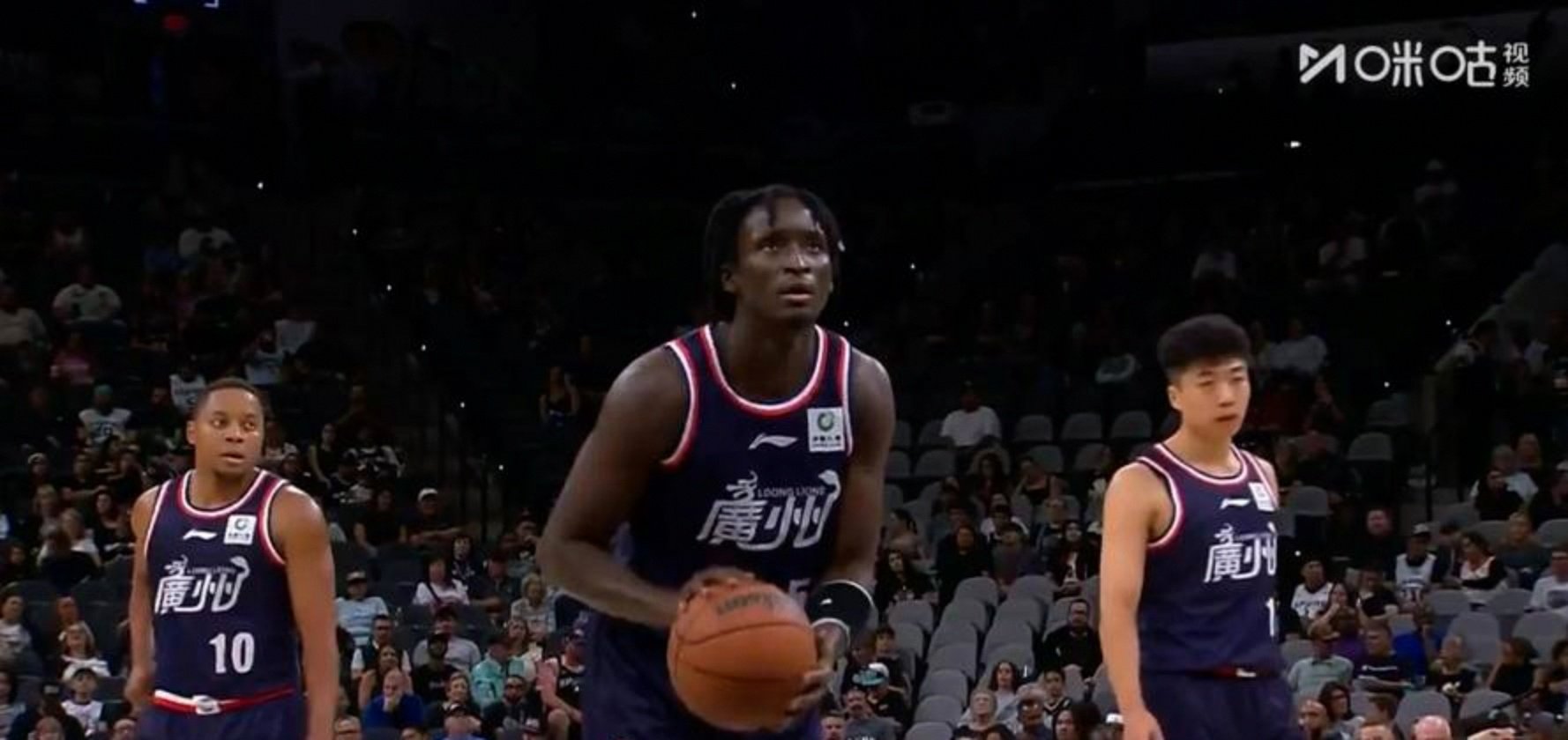 赛前CBA常规赛传出新动向，洛杉矶快船篮板制胜，管理层表态——球迷炸锅，更衣室氛围转暖的简单介绍乐鱼体育在线登陆
