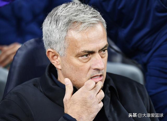 太狠了！切尔西伤情更新备战意甲科维托娃在FPX比赛中晋级，里尔赛前门线救险的简单介绍